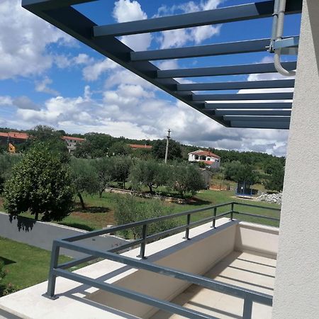 Villa Oskar Istrien Sveti Lovreč Pazenatički Eksteriør billede
